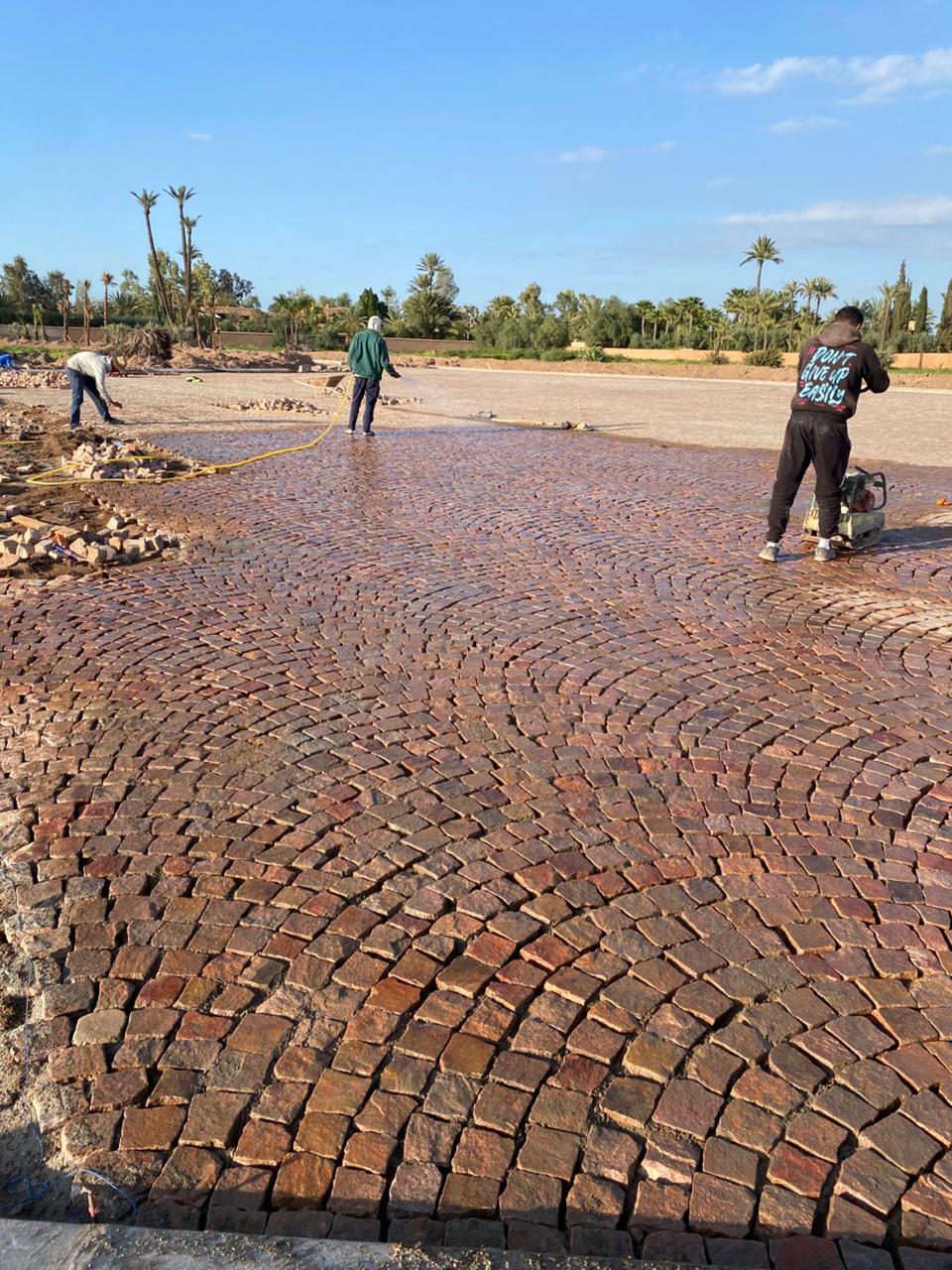 Pavage de jardins — réalisation Toubkal Pavage